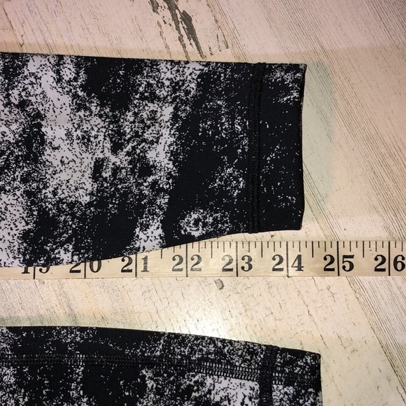 Lululemon Wunder Under Full-On Luxtreme
Aerify Jacquard Black Alpine White 2​​ - Picture 15 of 15